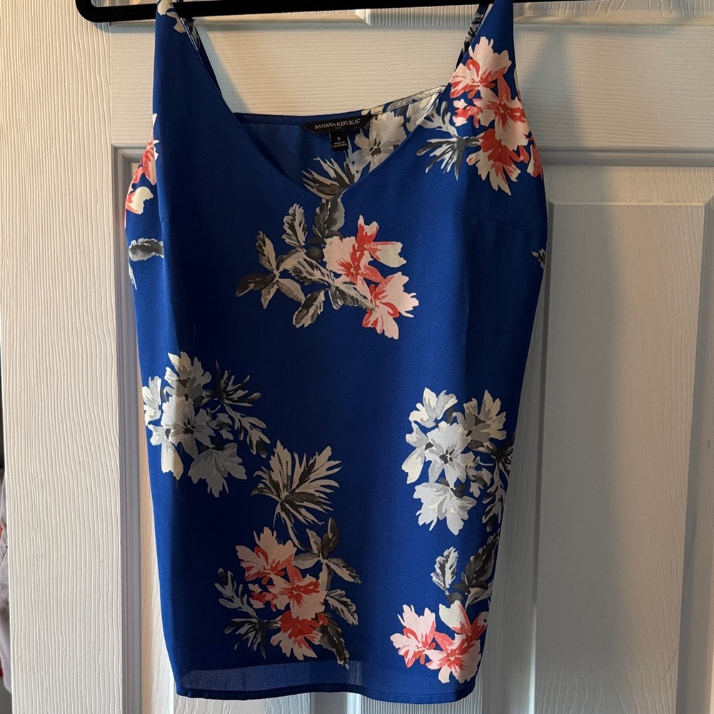 Banana Republic camisole tank
